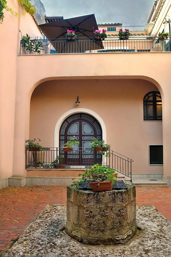 Bed and Breakfast Palazzo Bella Campobello di Licata 0*,